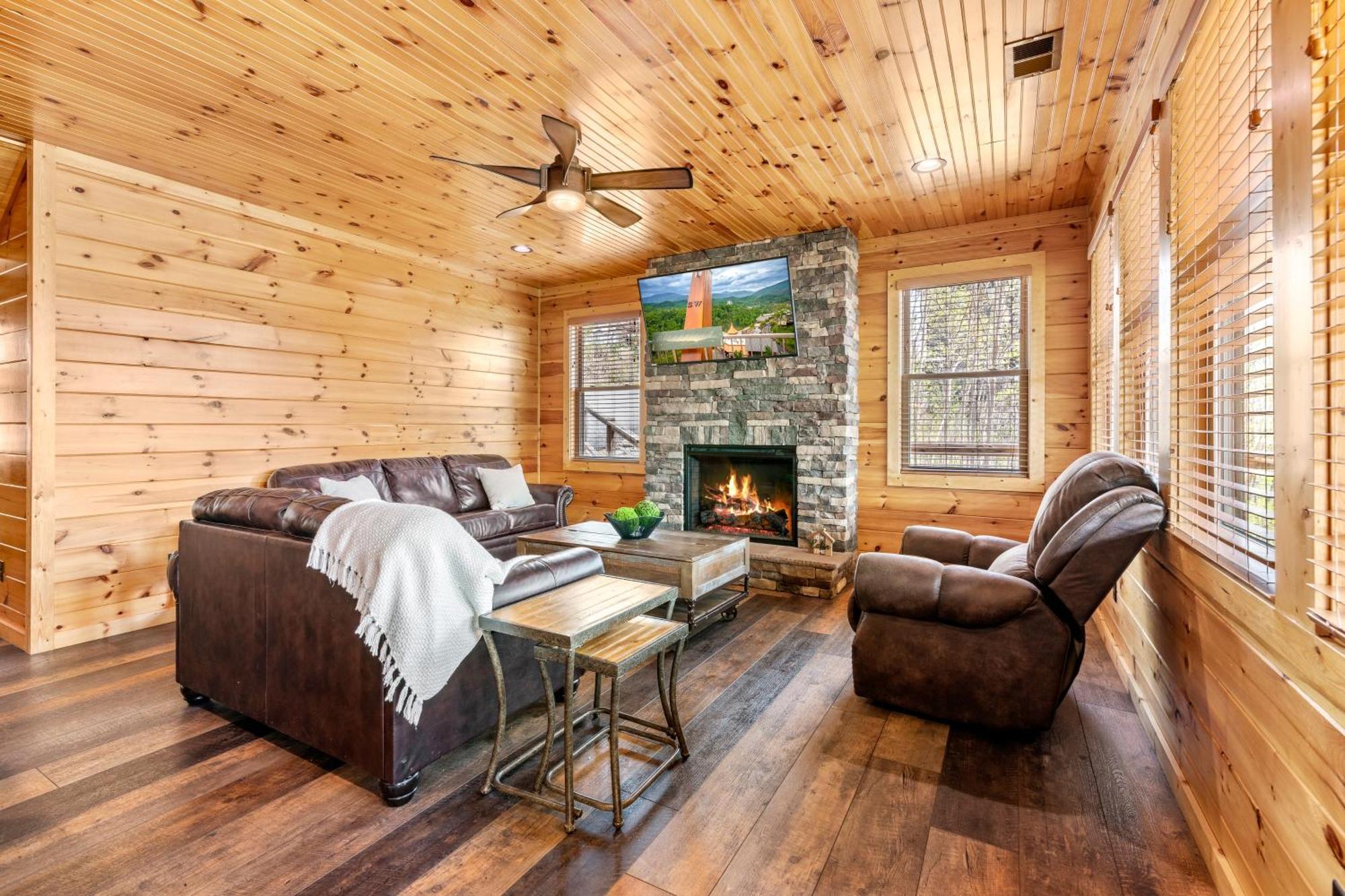 3 Lazy Bears Chalet Gatlinburg Exterior foto